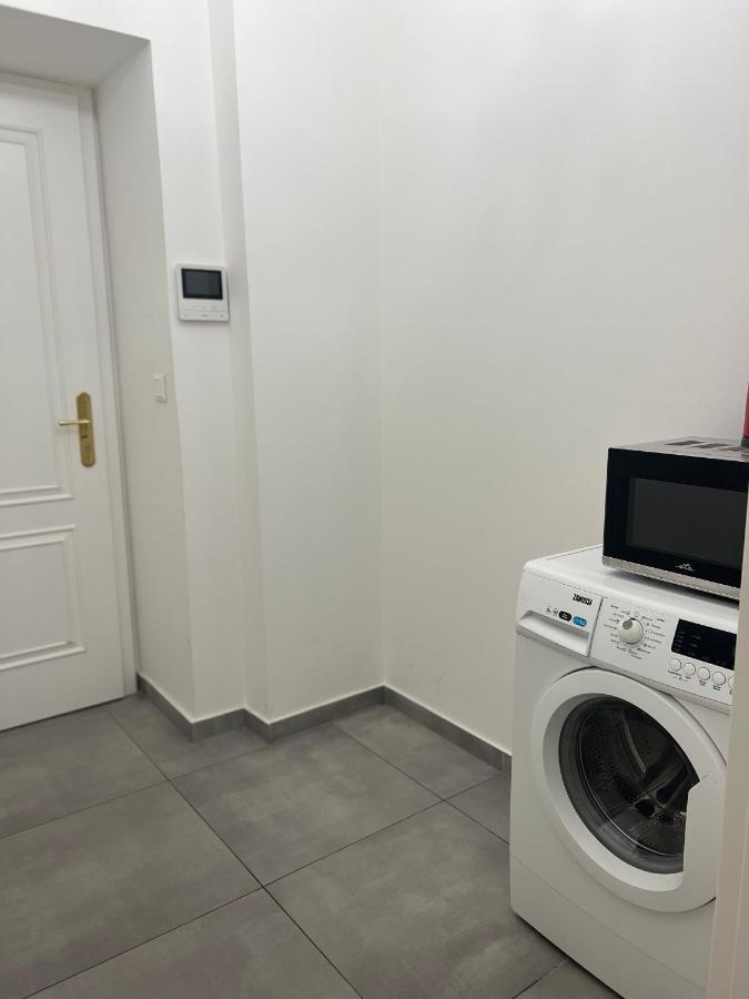 Angeloroma Deluxe Apartment Praga Exterior foto